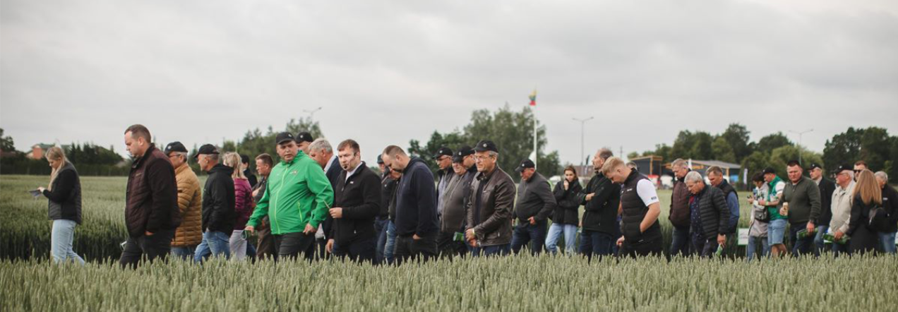 Ūkininkai lankosi AgroITC bandymų laukeliuose per Didžiąsias lauko dienas 2025