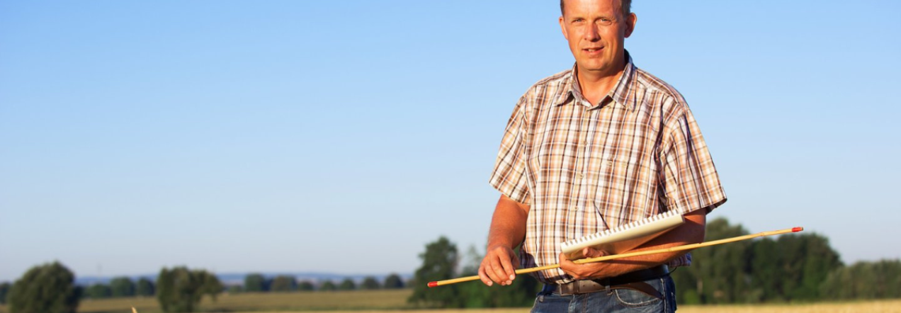 Dr. Johannesas Schachtas, „LG Keramik“ veislės selekcininkas, kalba apie kviečių derliaus rekordą.